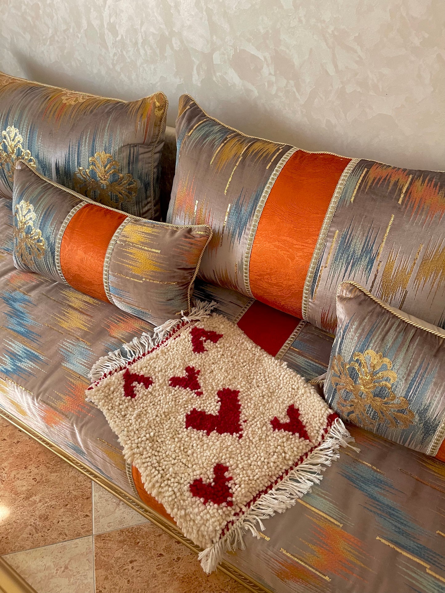 Hearts Wool Mini Rug