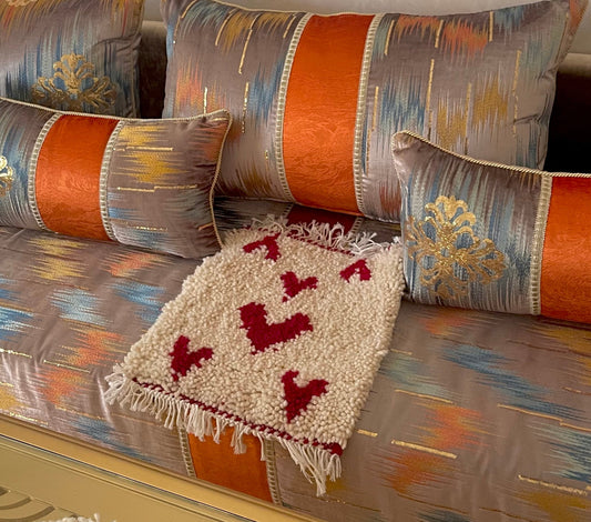 Hearts Wool Mini Rug